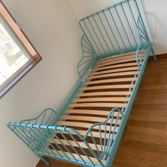 IKEA  イケア　伸長式ベッド　MINNEN 子供用　キッズベッド　の画像