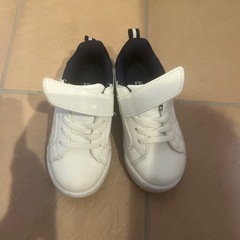 子供スニーカー