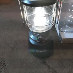 ジェントス 単一電池式ランタン 電池入