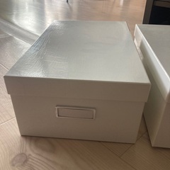 箱　ホワイト２つセットの画像