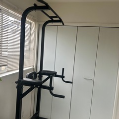 トレーニング 筋トレ ぶら下がり健康機 ストレッチ 物干し ブラック 腹筋 腕立て 腿上げ　黒の画像