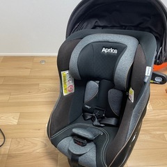 アップリカ　チャイルドシート　クルリラ