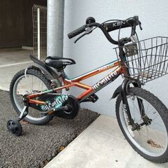 自転車　補助輪付き　七色