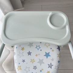 豆いす　　テーブル付きの画像