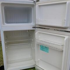 2ドア冷蔵庫の画像