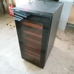 ０円でお譲りします※ご注意ください。ジャンク品です。冷えないワイ...