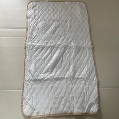 （ベビーベッド用）オーガニック防水汗取りパッドの画像