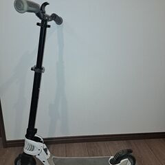 GLOBBER　キックボード(中古)受渡し調整中
