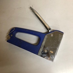 ハンドタッカーPT-1