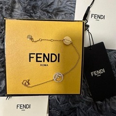 [美品]FENDI エフ イズ フェンディ ブレスレットの画像