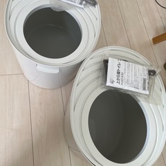 上から猫トイレプチ(小さめ)2個の画像