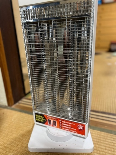 【受渡者決定】電気ストーブ 2022年製