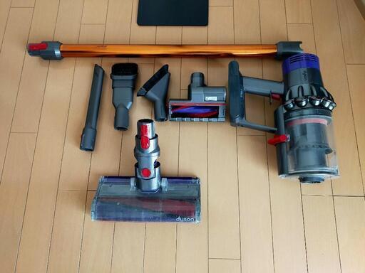 決まりました【受付終了】　【ジャンク】Dyson(ダイソン)V10 fluffy
