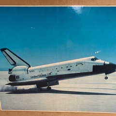 スペースシャトル特大写真　当時物　木製額に貼ってあります 昭和レトロ の画像