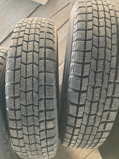 スタッドレス145、ホイール付き