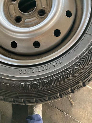 スタッドレス145、ホイール付き