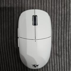 説明文読んでくださいNinjutso ゲーミングワイヤレスマウス Sora NMO32

の画像