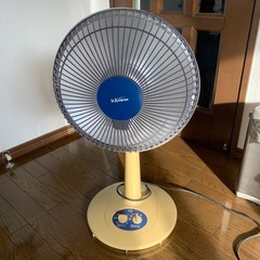 ★電気ストーブ★ハロゲンヒーター★800W、デスクなど足元用にち...