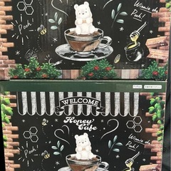 新品　2種類セット　くまのプーさん　マシュマロ風ふた付きマグカップの画像