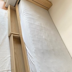 シングルベッド