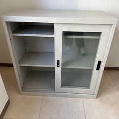 (取引中)オフィス用キャビネット①