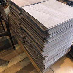 TOLI タイルカーペット　50×50 約250枚＋破片大量