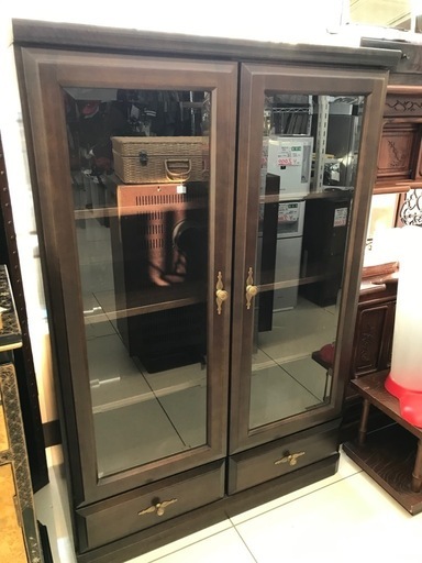 飾り棚、収納棚
