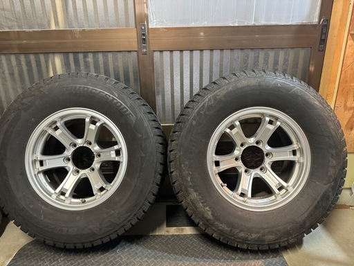 ブリヂストンスタッドレスDM-V2キーラー フォース 16in 7J +5 PCD139.7 4本