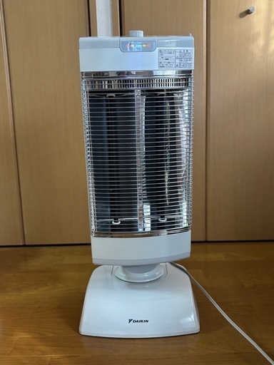 ダイキン　遠赤外線暖房器