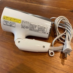【イオニティ】パナソニック　ドライヤー　EH-NE56  ホワイトの画像