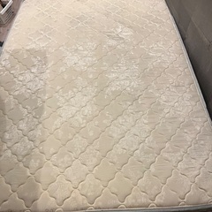 無料！美品　ダブルマットレスの画像