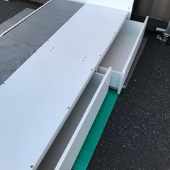 シングルベッドフレーム（引き出し付き）の画像