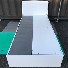 シングルベッドフレーム（引き出し付き）の画像