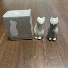 【取引決定】KALDI 猫の日バッグ　ソルト&ペッパー入れ   