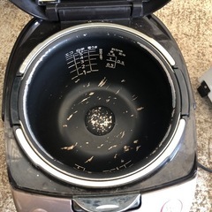 炊飯器の画像