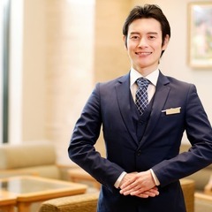 リゾートホテル朝食会場のホール業務【★出張登録できます★休日のシ...