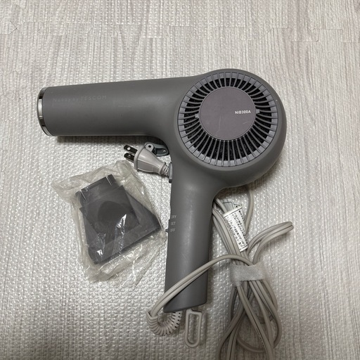 ヘアドライヤー　テスコム