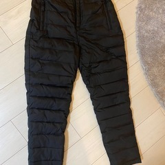 ユニクロダウンSサイズ　防寒ズボンMサイズ　レディースの画像
