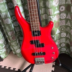 フェルナンデス　ベース　スタンド付きの画像