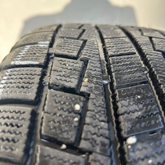 値下げしました。ノア、ヴォクシー、スタッドレス、ホイール付きの画像