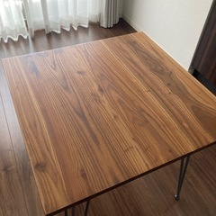 テーブルの画像