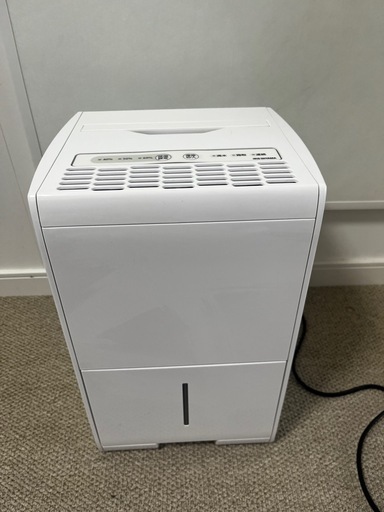 アイリスオーヤマ　除湿機