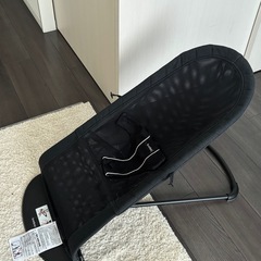 バウンサー　ベビービョルン　黒の画像