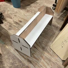 棚　白ペンキ塗ってあります　横幅94㎝×奥行36㎝×高さ44㎝