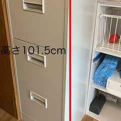 オフィス家具、鍵付き書庫、３段、棚