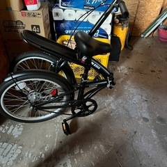 折りたたみ自転車の画像