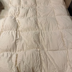 日本製羽毛布団(イギリス産ダウン90%使用)230x210cm(キングサイズ)の画像