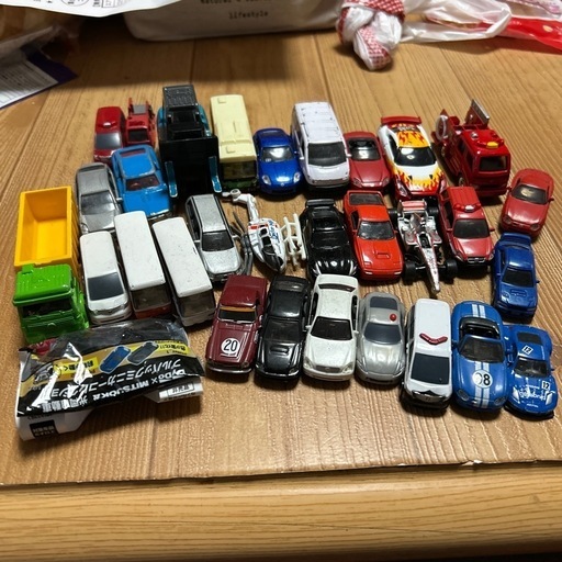 ミニカー色々約30台\n