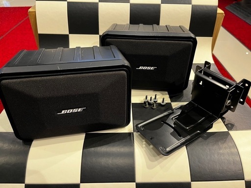 決まりました⭐︎BOSEスピーカー101MM2個壁掛けステー付きセット中古品⭐︎