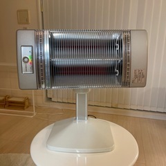 電気ストーブ首振り